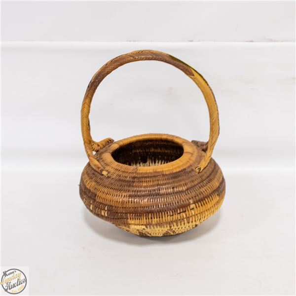 ANTIQUE BASKET HANDLE H-10"
