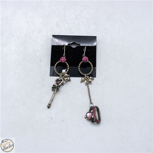 PAIR PINK STONE CROWN AND SEPTER EARRINGS