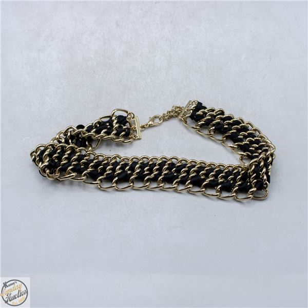 GOLD TONE CHOKER STYLE NECKLACE WITH CLOTH WEAVE
