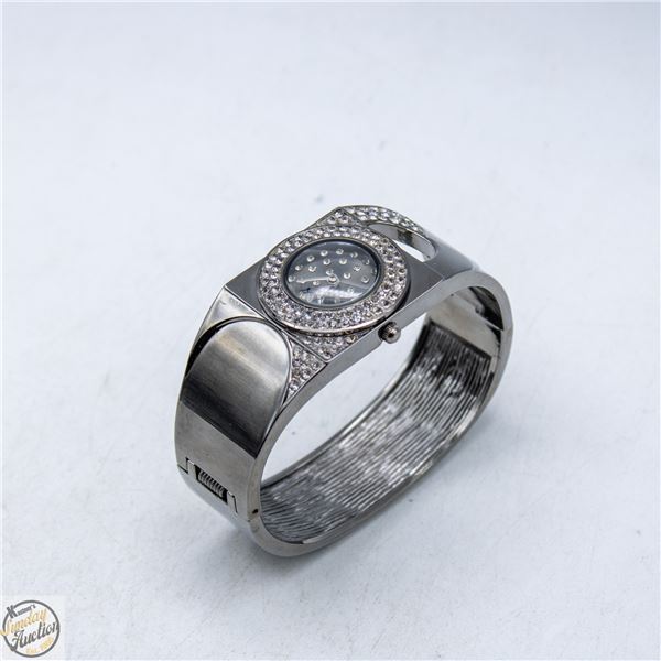 AXIN RHINESTONE BANGLE CUFF WATCH