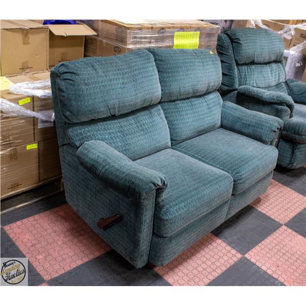 GREEN FABRIC LOVESEAT