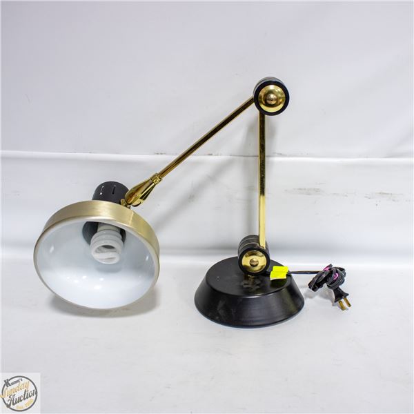 VINTAGE TABLE DESK LAMP ADJUSTABLE