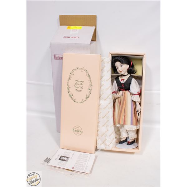 SNOW WHITE COLLECTIBLE PORCELAIN