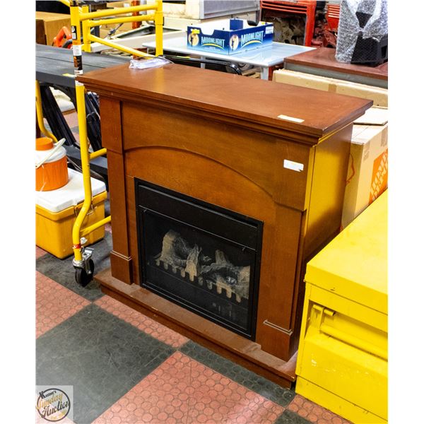 ELECTRIC FIRE PLACE 39"X16"X40"