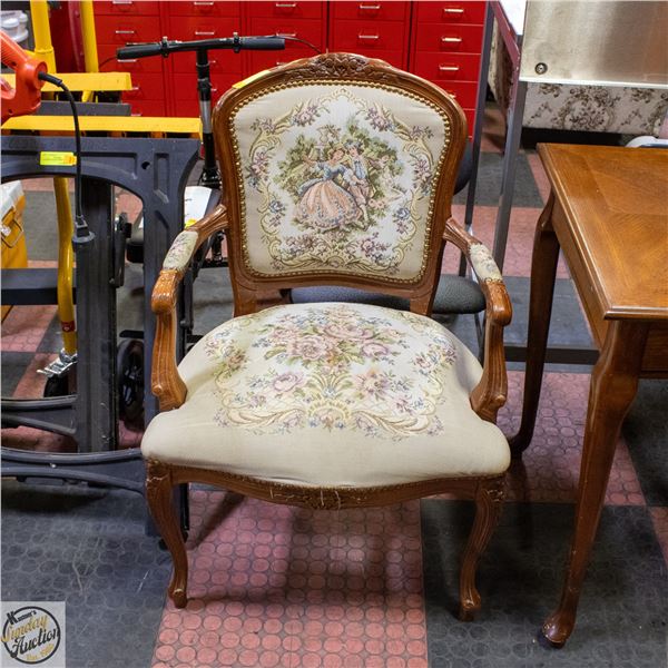 VINTAGE LOUIS XV STYLE WOOD/TAPESTRY CHAIR