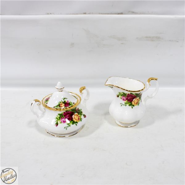 ROYAL ALBERT OLD COUNTRY ROSE CREAM/SUGAR SET