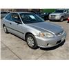 Image 2 : HOND CIVIC 2000 SALV-T-DON SMOG