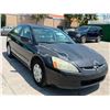Image 2 : HOND ACCORD 2004 O/S T-DON
