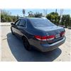 Image 4 : HOND ACCORD 2004 T-DONATION