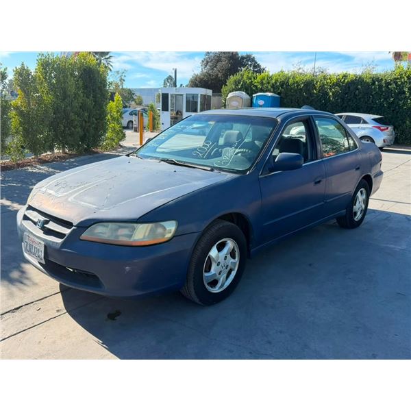 HOND ACCORD 2000 T-DONATION