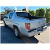 Image 4 : HOND RIDGELINE 2006 O/S T-DONATION