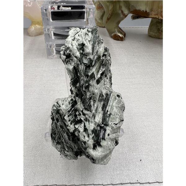 2.5 INCH GENUINE NATURAL ACTINOLITE SPECIMEN WITH MICA
