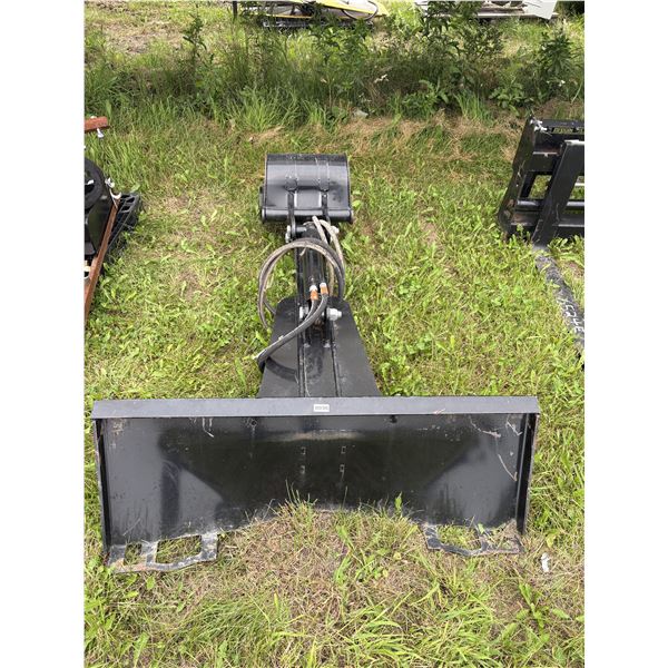 Skidsteer excavator long reach bucket