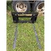 Image 1 : 4 foot pallet forks