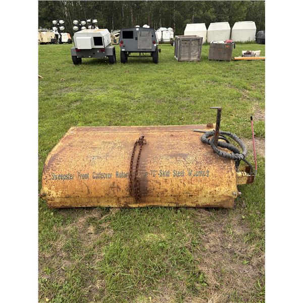 Skidsteer sweep attachment