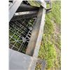 Image 2 : Skidsteer 48” pallet forks