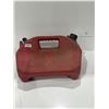 Image 2 : Skidoo rev chassis Jerry can