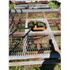 Image 3 : heavy steel stand