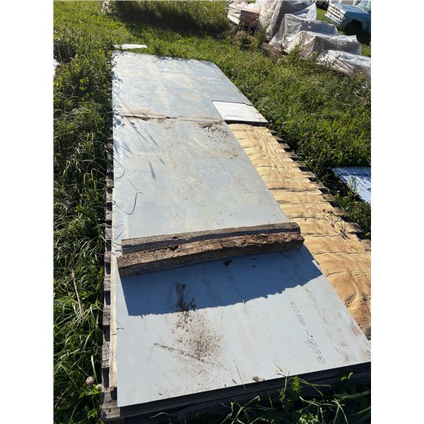 pallet of ACM alumaboard