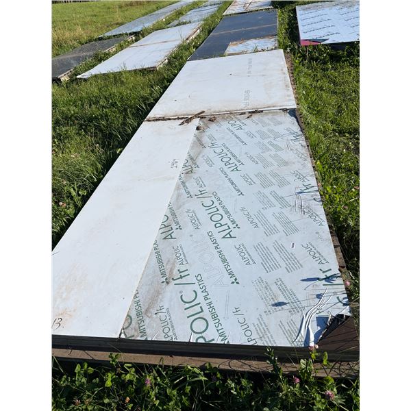pallet of ACM alumaboard