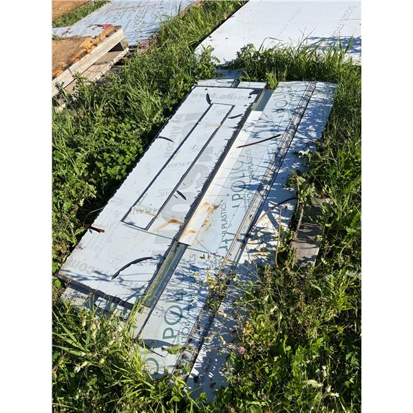 pallet of ACM alumaboard