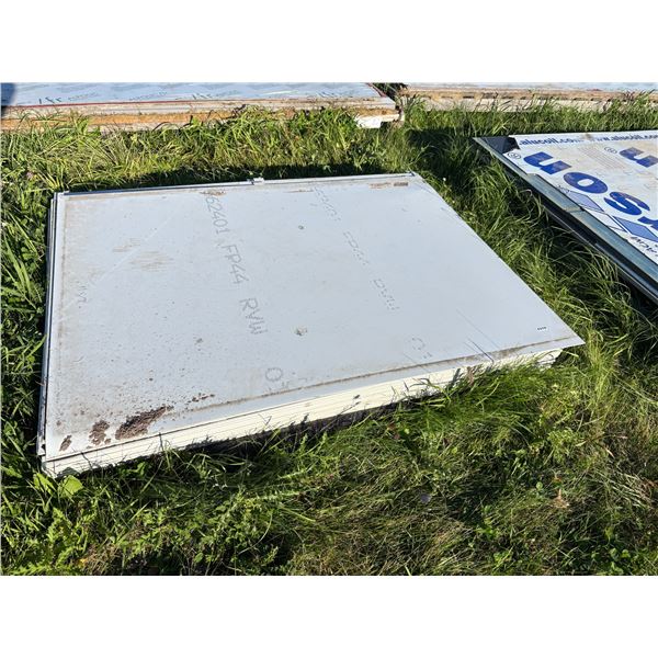 pallet of ACM alumaboard