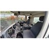 Image 5 : 2015 ELGIN AUTOCAR ACMD XPERT SWEEPER, 2DR, WHITE, VIN 516M1DB28GH220562,