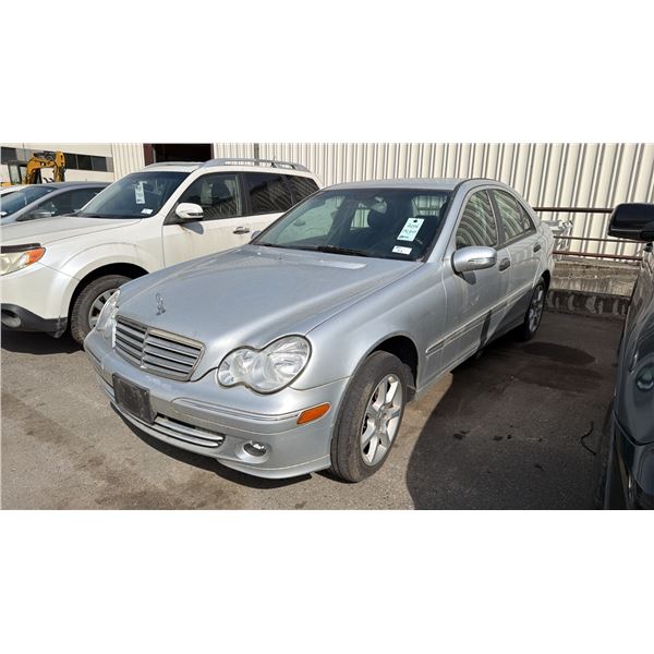 2006 MERCEDES C230, 4DRSD, GREY, VIN WDBRF52J76F764926,