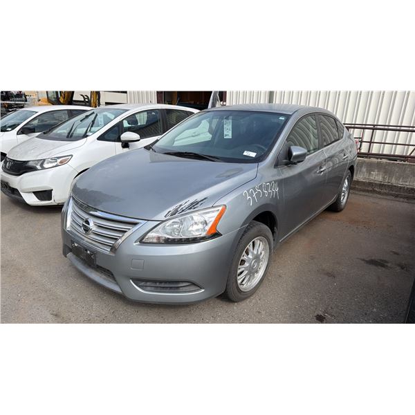 2013 NISSAN SENTRA PURE DRIVE, 4DRSD, GREY, VIN 3N1AB7APXDL669729,