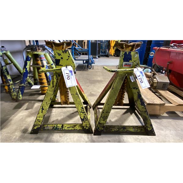 PAIR OF LINCOLN JACK STANDS