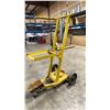Image 2 : YELLOW METAL INDUSTRIAL WELDING CART
