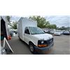 Image 4 : 2004 GMC SAVANA, 2DR CUBE VAN, WHITE, VIN 1GDHG31U341214641,
