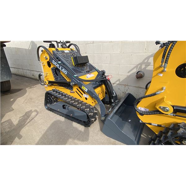 DLANCH SDLL60 YELLOW GAS POWERED MINI STAND ON SKID STEER WITH 7" RUBBER TRACKS & TOOLBOX