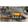 Image 5 : TOYOTA 8FGCU25 ORANGE 4,400 LBS CAPACITY 3 STAGE 189" MAST SOLID RUBBER TIRE SIT DOWN