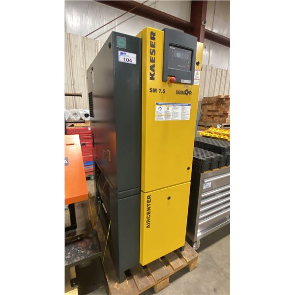 KAESER AIRCENTER SM7.5, 7.5HP 3 PHASE ROTARY SCREW INDUSTRIAL AIR COMPRESSOR