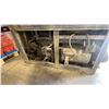Image 4 : LINCOLN ELECTRIC CLASSIC 300D DIESEL POWERED INDUSTRIAL GENERATOR