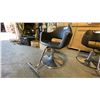 Image 2 : BERKELEY RICHARDSON BLACK PADDED VINYL SALON CHAIR WITH CHROME BASE, HYDRAULIC FOOT PUMP &