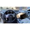 Image 6 : 2003 NISSAN 350Z, 2DRCP, WHITE, VIN JN1AZ34EX3T020389,