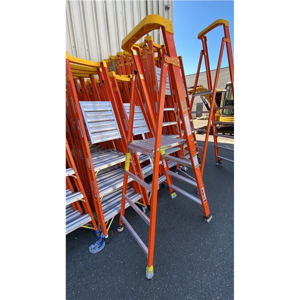 ALLRIGHT FXP300-04 HEAVY DUTY 4' ORANGE CARBON FIBER INDUSTRIAL PLATFORM LADDER