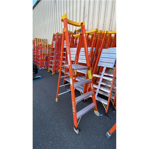 ALLRIGHT FXP300-04 HEAVY DUTY 4' ORANGE CARBON FIBER INDUSTRIAL PLATFORM LADDER