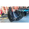 Image 5 : K302 EXCAVATOR QUICK HITCH EXCAVATOR ATTACHMENT *FITS 302 EXCAVATORS* & PAIR OF 7" RUBBER