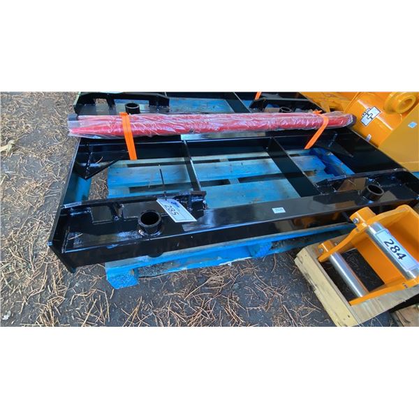 HEAVY DUTY SKID STEER BALE FORK ATTACHMENT SET