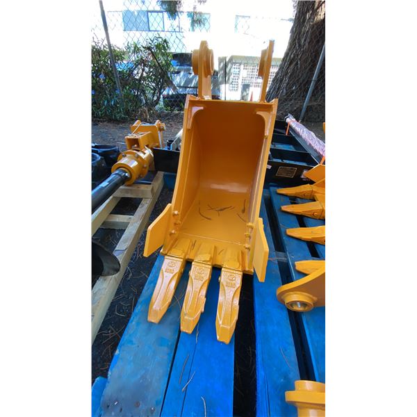 YELLOW HEAVY DUTY 12" MINI EXCAVATOR DIGGING BUCKET *FITS CAT 305 EXCAVATORS*