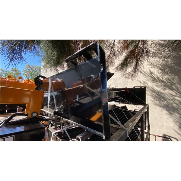 GIYI STB47 HEAVY DUTY SKID STEER TELESCOPIC BOOM ATTACHMENT, MAX LENGTH 131", 47" MAX REACH, 3300LB