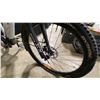 Image 4 : BOSCH MOUSTACHE 27 WHITE 10 SPEED FRONT SUSPENSION POWER ASSISTED E-BIKE WITH FULL DISC BRAKES