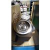 Image 6 : SHELF OF FOUR ASSORTED VANITY PORCELAIN SINKS AND THREE DRAINS