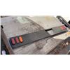 Image 3 : TOMMY GATE COMPANY TOMMY LIFT 93" ALUMINUM BED HYDRAULIC LIFT GATE- BED MEASURES APPROX 89" X 68"