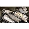 Image 4 : 5 PLASTIC BINS OF ASSORTED ELECTRICAL ITEMS, BALLAST, LIGHTS & CABLES *PLASTIC BINS INCLUDED*