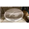 Image 2 : SHELF OF 4 ASSORTED PORCELAIN/CERAMIC SINKS