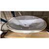 Image 5 : SHELF OF 4 ASSORTED PORCELAIN/CERAMIC SINKS